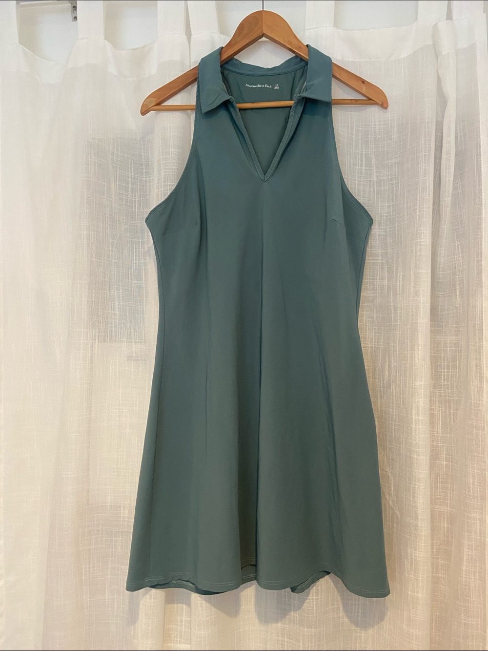 Abercrombie Sleeveless Collared V-Neck A-Line Dress